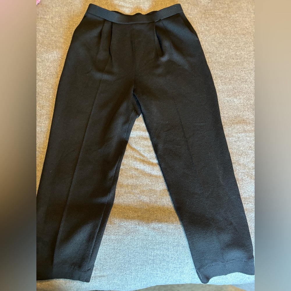 St. John Basics Black Santana Knit Wool Pleated High Rise Tapered Pants …